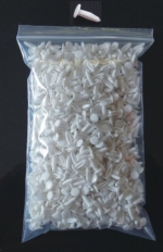 (B) Fixing Studs White (Bags of 1000)